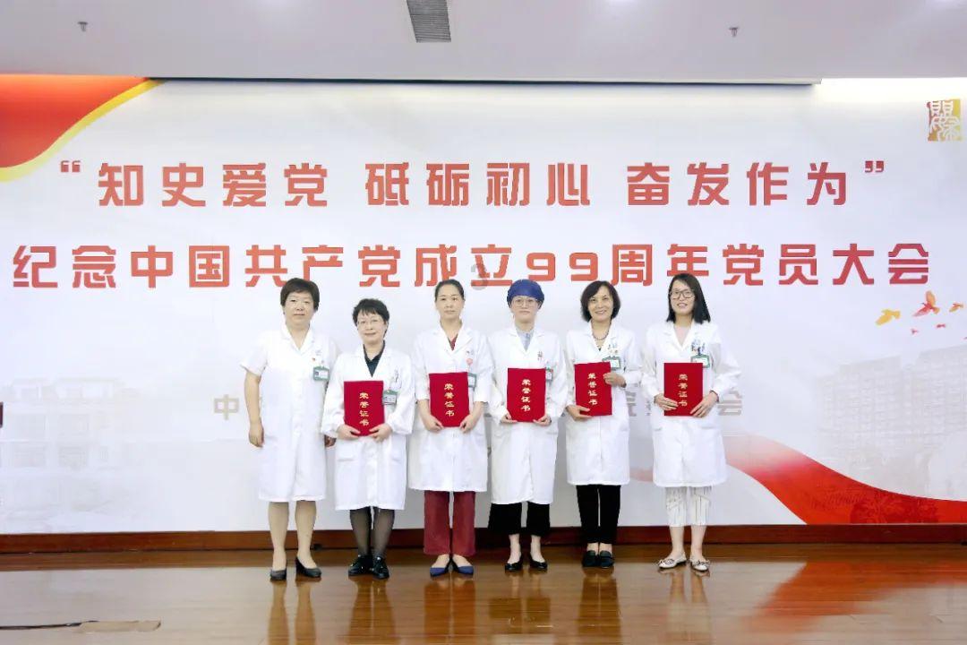 引全网热议！专家称可以给00后增加工作强度，工资也会增加吗？
