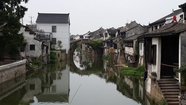 敏感肌护肤福音：植物医生推出青刺果轻敏修红面膜